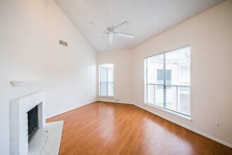 3742 Thistlemont Dr in Houston, TX - Building Photo - Building Photo