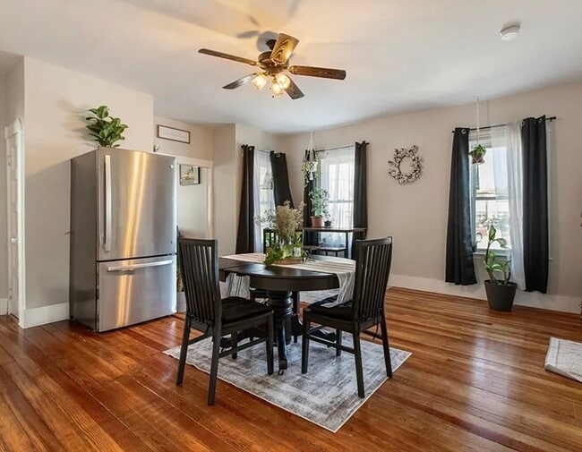 property at 1037 Cove Rd