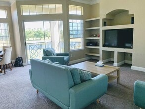 7330 Westpointe Blvd in Orlando, FL - Building Photo - Building Photo