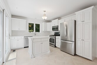 3 Donald Dr in Westport, CT - Building Photo - Building Photo