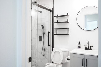 3641 Clayton Rd, Unit 24 in Concord, CA - Building Photo - Building Photo