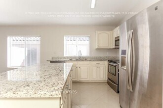 17749 N 113th Ave in Surprise, AZ - Foto de edificio - Building Photo