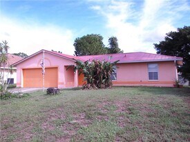 2916 9th St W in Lehigh Acres, FL - Building Photo