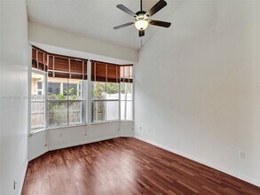 3745 Piccadilly St in Hollywood, FL - Building Photo - Building Photo