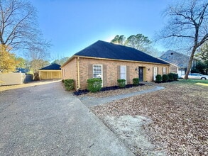 6843 Amersham Dr in Memphis, TN - Building Photo - Building Photo