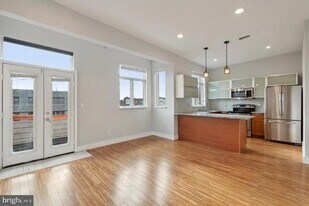 808 N 4th St, Unit 3 in Philadelphia, PA - Building Photo