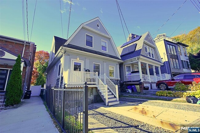 property at 34 Hilliard Ave