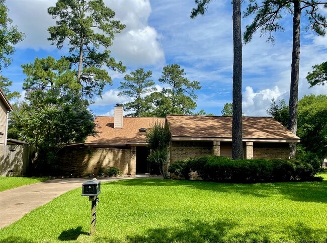 property at 3602 Chapel Square Dr