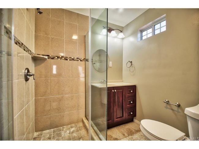 422 E 41st St in Los Angeles, CA - Building Photo - Building Photo