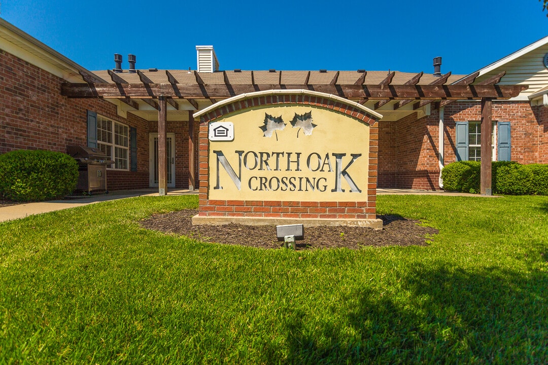 North Oak Crossing Apartments in Kansas City, MO - Foto de edificio