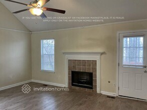 7339 Essex Dr in Douglasville, GA - Foto de edificio - Building Photo