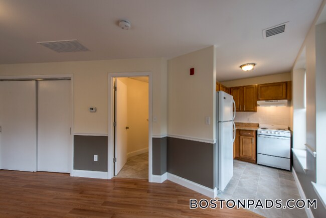 1126 Boylston St, Unit 505