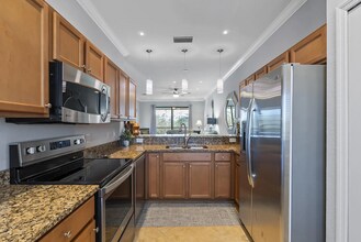 9715 Acqua Ct in Naples, FL - Building Photo - Building Photo