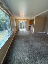 712 Avenue B, Unit D in Snohomish, WA - Foto de edificio - Building Photo