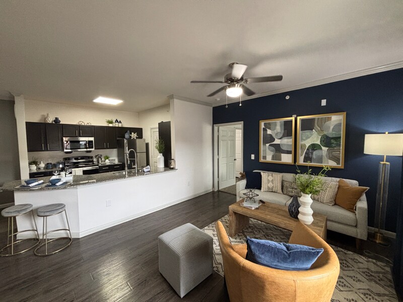 4624 Cromwell Dr in Kyle, TX - Foto de edificio