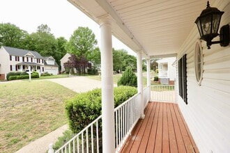 3713 Mill Meadow Dr in Midlothian, VA - Building Photo - Building Photo