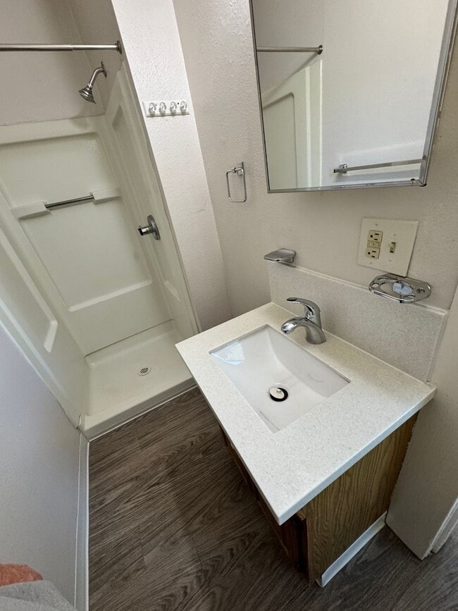 920 SE Nehalem St in Portland, OR - Building Photo - Building Photo