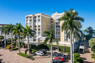 3377 Gulf Shore Blvd N Apartments