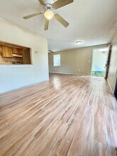 129 Camphor Cir, Unit F in Oldsmar, FL - Building Photo - Building Photo