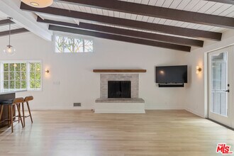 3337 Ledgewood Dr in Los Angeles, CA - Building Photo - Building Photo