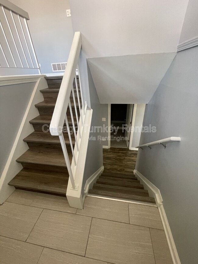 5663 Allemong Dr in Matteson, IL - Building Photo - Building Photo