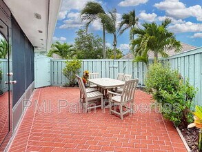 1127 E Seminole Ave in Jupiter, FL - Building Photo - Building Photo