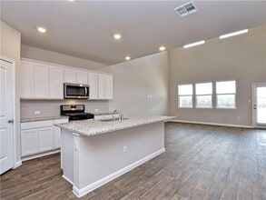 401 Rainmaker Ln in Bastrop, TX - Building Photo - Building Photo