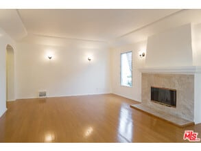 8434 Blackburn Ave in Los Angeles, CA - Building Photo - Building Photo