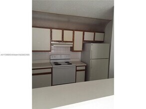 14820 Naranja Lakes Blvd in Homestead, FL - Building Photo - Building Photo