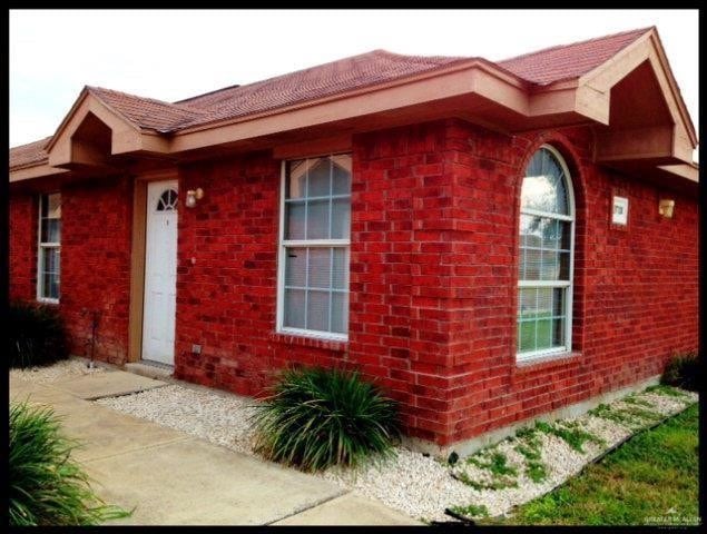 14 Zelma St in Edinburg, TX - Building Photo