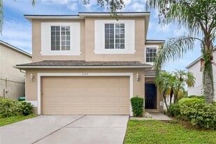 2040 Portcastle Cir in Winter Garden, FL - Building Photo