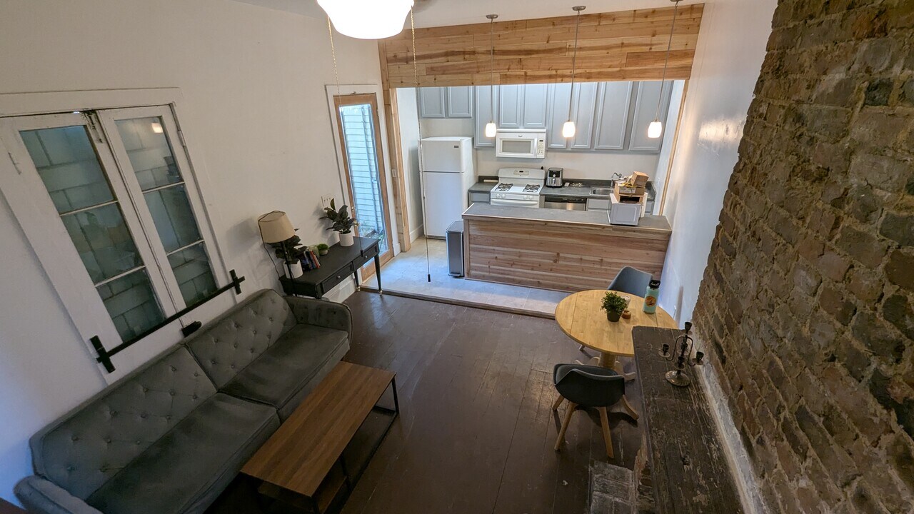 814-812 Frenchmen St in New Orleans, LA - Building Photo