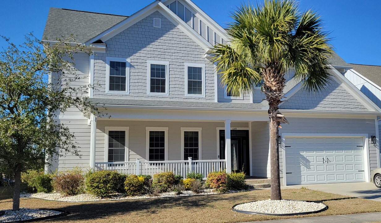 1049 E Isle Of Palms Ave in Myrtle Beach, SC - Building Photo