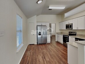 1009 Whistle Stop Dr in Saginaw, TX - Building Photo - Building Photo