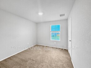6117 Montrelia Dr in Austin, TX - Building Photo - Building Photo