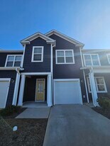 7566 Knightbell Cir in Leland, NC - Building Photo
