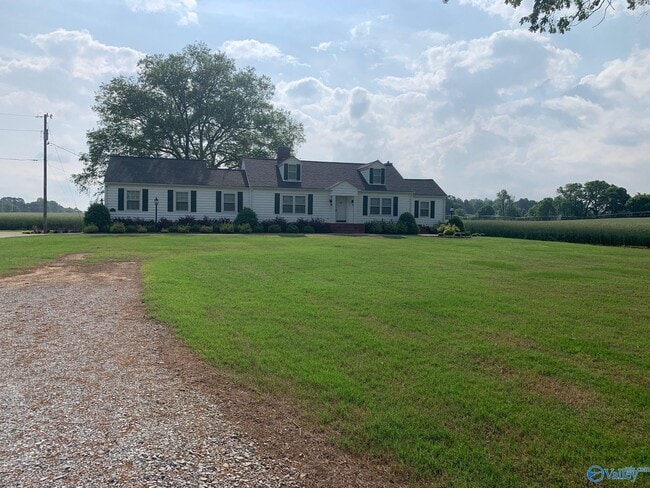 2465 Hine St S in Athens, AL - Building Photo - Building Photo