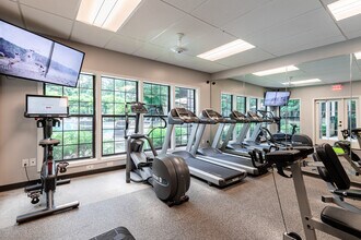 Calibre Springs in Sandy Springs, GA - Foto de edificio - Interior Photo