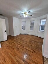 549 Ave E in Bayonne, NJ - Building Photo - Building Photo
