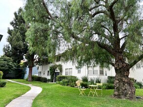 5811 Bowcroft St in Los Angeles, CA - Building Photo - Building Photo