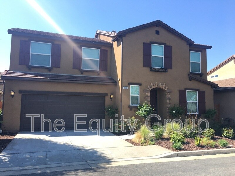 3901 W Jerome Ave in Visalia, CA - Foto de edificio