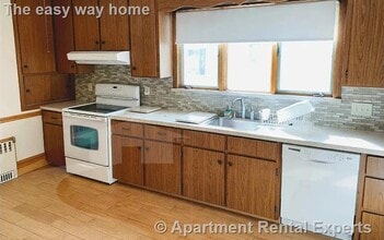 19 Adams St in Arlington, MA - Foto de edificio - Building Photo