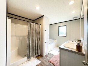 1800 Oak Grove Rd E in Burleson, TX - Building Photo - Building Photo