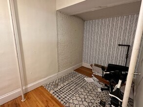 1490 Beacon St in Brookline, MA - Foto de edificio - Building Photo