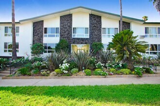 1545 North Laurel in Los Angeles, CA - Building Photo - Building Photo