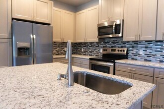 59 Fanshawe Ln in Palm Coast, FL - Building Photo - Building Photo