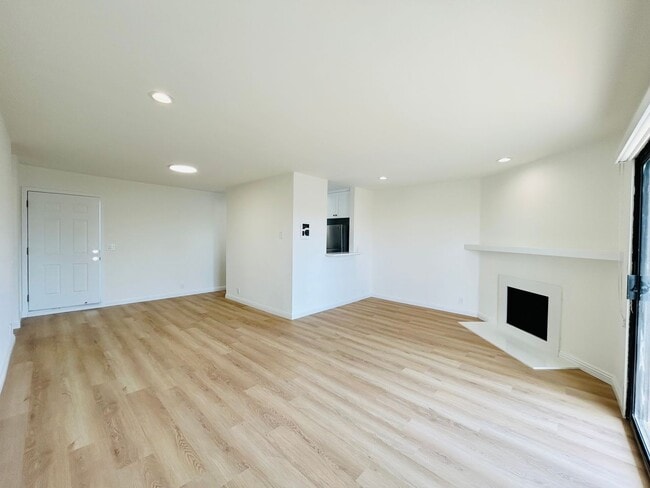 property at 920 Venice Blvd.