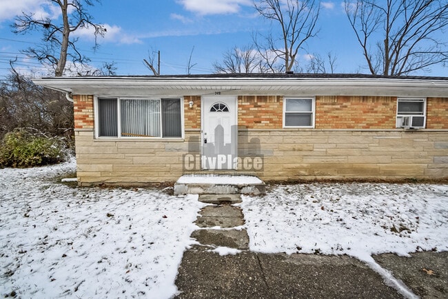 property at 2410 N Lesley Ave