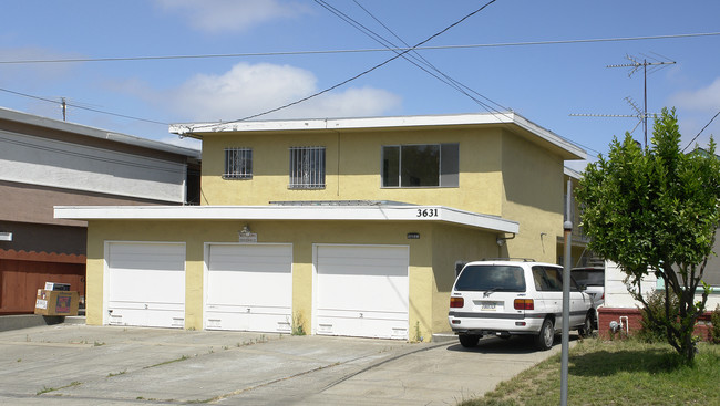 3631 Midvale Ave in Oakland, CA - Building Photo - Building Photo