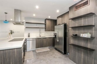 16424 Briar Patch Pl in Miami Lakes, FL - Building Photo - Building Photo
